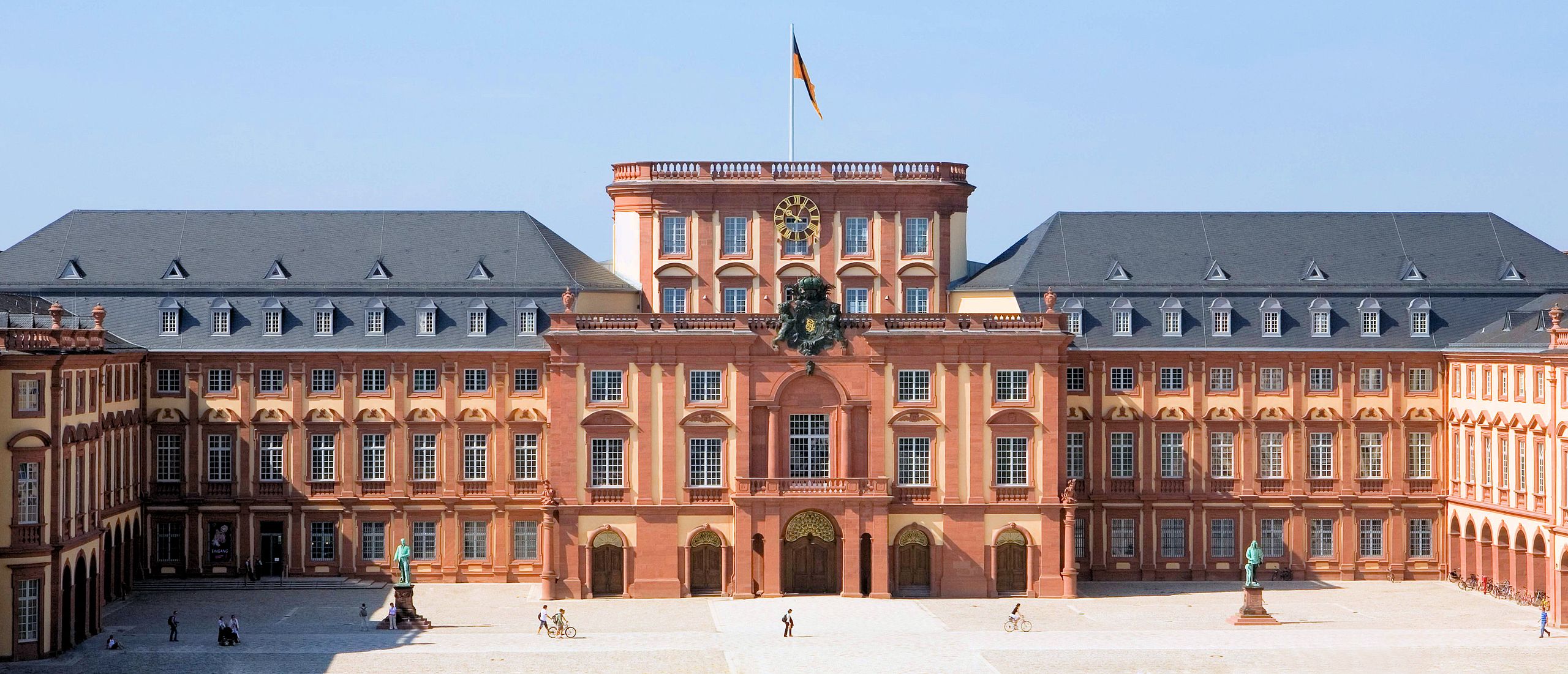 Read more about the article Das goldene Zeitalter – Spaziergang durch das barocke Mannheim